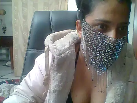 Snapshot of kamayanisingh24 chatting on January 18, 5:26 pm kamayanisingh24 online show from January 18, 5:26 pm