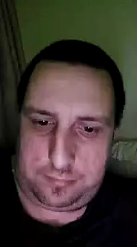 Snapshot of HE-M123 chatting on December 10, 1:43 am HE-M123 online show from December 10, 1:43 am