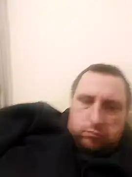 Snapshot of HE-M123 chatting on December 20, 6:24 pm HE-M123 online show from December 20, 6:24 pm