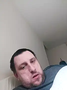 Snapshot of HE-M123 chatting on December 23, 11:04 am HE-M123 online show from December 23, 11:04 am