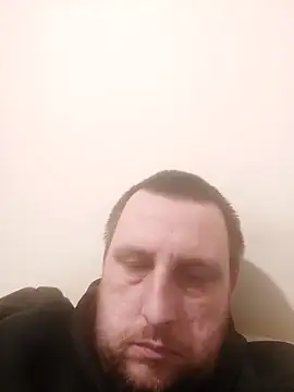 Snapshot of HE-M123 chatting on February 22, 11:03 pm HE-M123 online show from February 22, 11:03 pm