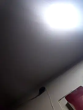 Snapshot of Camilo-31RI chatting on February 26, 12:31 am Camilo-31RI online show from February 26, 12:31 am