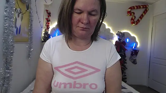 HolyMilfa online show from December 20, 10:27 am