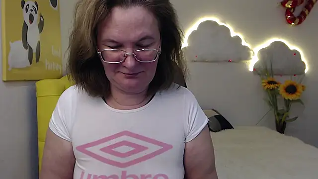 HolyMilfa online show from February 8, 10:39 am