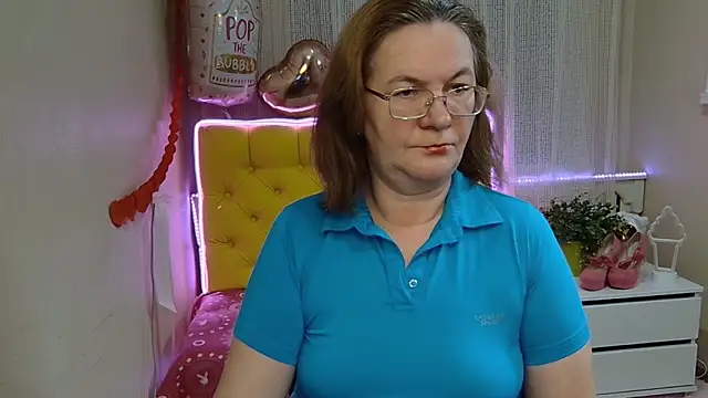 HolyMilfa online show from March 11, 7:58 am