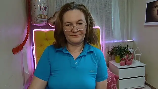 HolyMilfa online show from March 11, 11:01 am