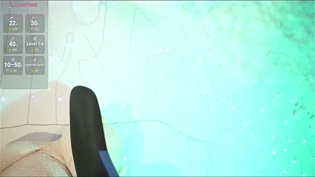 Snapshot of AdeleLoomis chatting on December 10, 8:27 pm AdeleLoomis online show from December 10, 8:27 pm