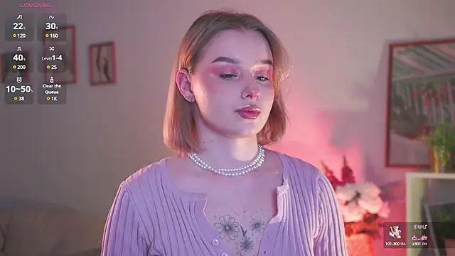 Snapshot of AdeleLoomis chatting on December 11, 8:28 pm AdeleLoomis online show from December 11, 8:28 pm