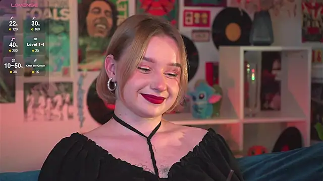 Snapshot of AdeleLoomis chatting on January 5, 9:57 pm AdeleLoomis online show from January 5, 9:57 pm