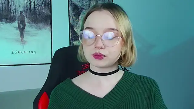 Snapshot of AdeleLoomis chatting on January 21, 8:11 pm AdeleLoomis online show from January 21, 8:11 pm