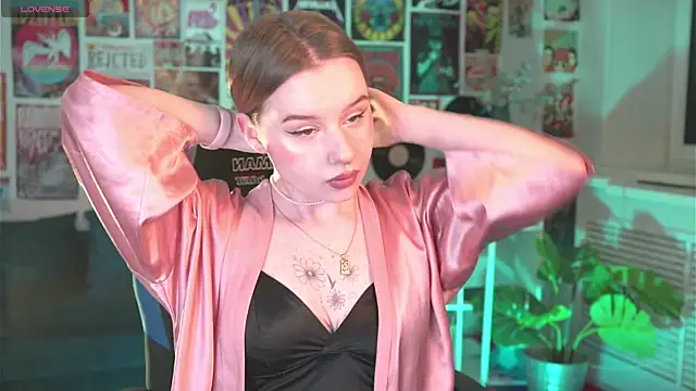 Snapshot of AdeleLoomis chatting on February 27, 2:21 am AdeleLoomis online show from February 27, 2:21 am