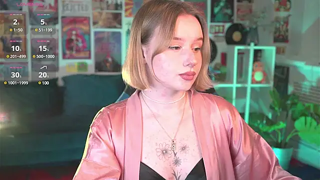 Snapshot of AdeleLoomis chatting on February 27, 5:45 am AdeleLoomis online show from February 27, 5:45 am