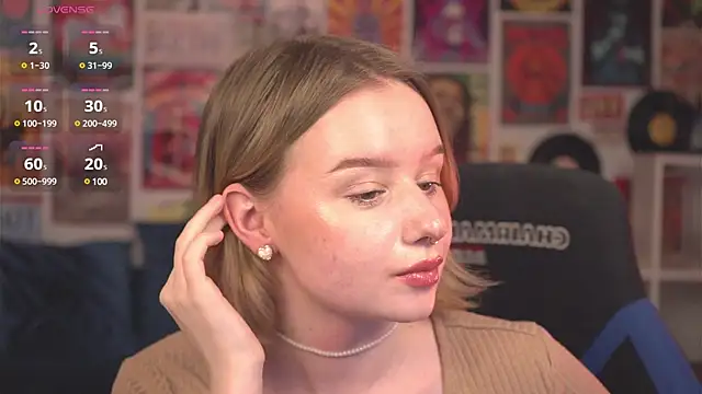 Snapshot of AdeleLoomis chatting on March 14, 8:42 am AdeleLoomis online show from March 14, 8:42 am