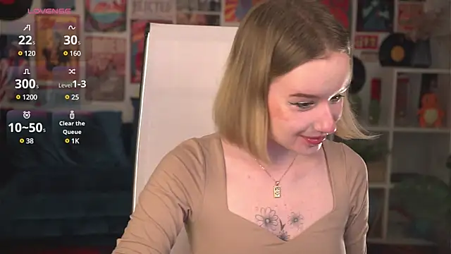 Snapshot of AdeleLoomis chatting on March 18, 6:03 am AdeleLoomis online show from March 18, 6:03 am