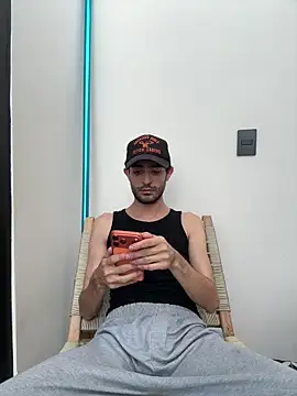 Snapshot of Ckeefer96 chatting on February 26, 11:04 pm Ckeefer96 online show from February 26, 11:04 pm