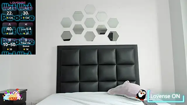 Snapshot of Catalina_Jonex chatting on April 20, 11:35 am Catalina Jonex online show from April 20, 11:35 am