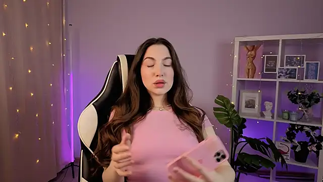 MelissaLovvv online show from February 21, 4:13 am