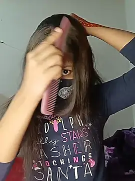 Snapshot of Nadia-2 chatting on December 8, 7:00 pm Nadia-2 online show from December 8, 7:00 pm