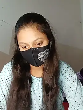 Snapshot of Nadia-2 chatting on December 10, 6:28 pm Nadia-2 online show from December 10, 6:28 pm