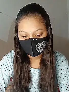 Snapshot of Nadia-2 chatting on December 13, 12:50 pm Nadia-2 online show from December 13, 12:50 pm