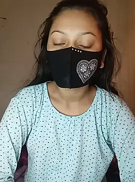 Snapshot of Nadia-2 chatting on December 20, 2:19 am Nadia-2 online show from December 20, 2:19 am