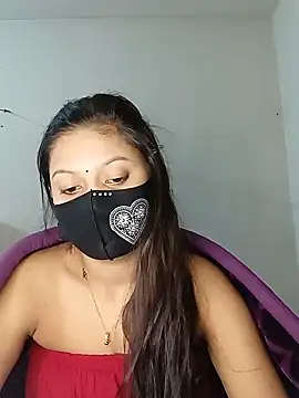 Snapshot of Nadia-2 chatting on December 23, 8:25 pm Nadia-2 online show from December 23, 8:25 pm