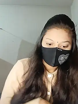 Snapshot of Nadia-2 chatting on January 5, 1:26 pm Nadia-2 online show from January 5, 1:26 pm