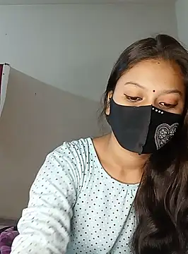 Snapshot of Nadia-2 chatting on January 8, 10:37 pm Nadia-2 online show from January 8, 10:37 pm