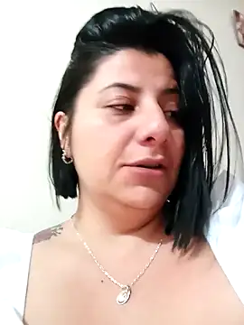 Snapshot of AngeleRoux chatting on November 1, 12:51 pm AngeleRoux online show from November 1, 12:51 pm