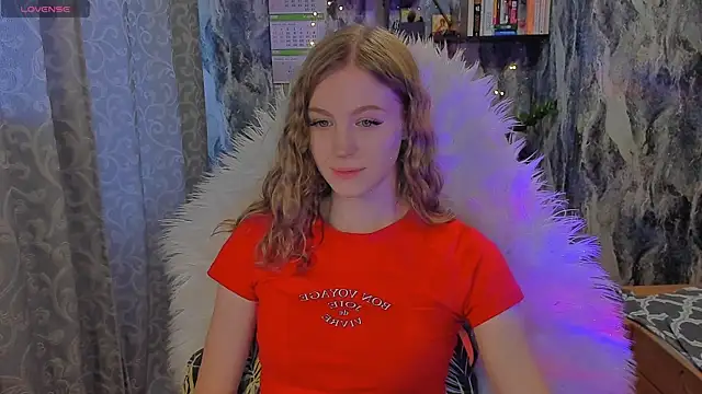 JuxxxsyBunx online show from October 8, 2:42 am