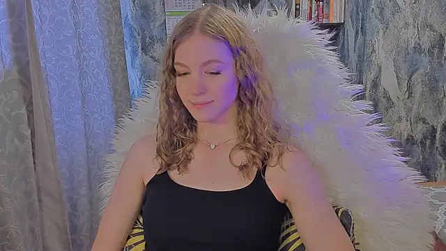 JuxxxsyBunx online show from October 13, 5:18 am