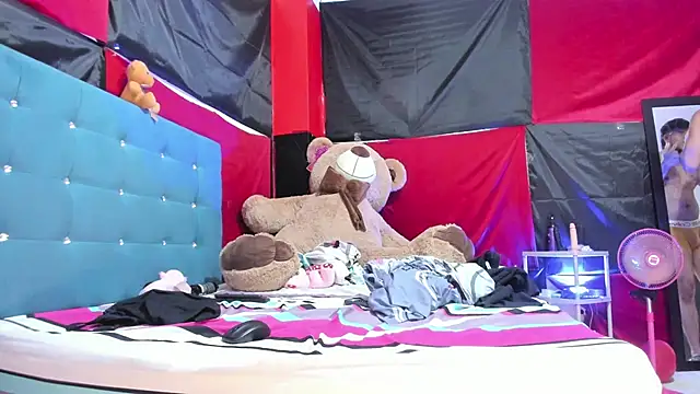 daamonxxx19 online show from March 12, 8:41 pm