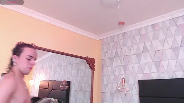 JustinePerry online show from February 1, 4:35 am