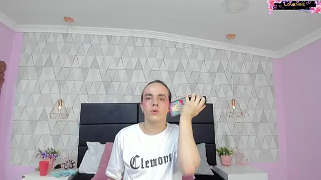 JustinePerry online show from May 30, 4:31 am