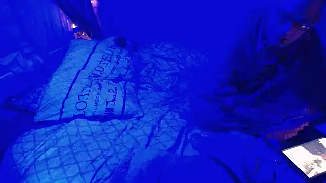 Snapshot of Maikel1981-NL chatting on January 22, 11:10 pm Maikel1981-NL online show from January 22, 11:10 pm