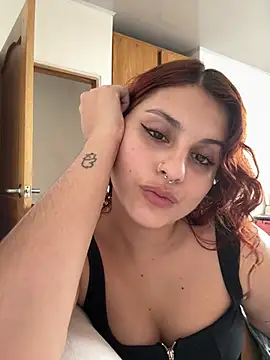 Snapshot of Luu_Princess chatting on March 22, 9:10 pm Luu Princess online show from March 22, 9:10 pm