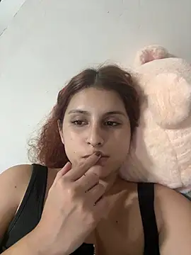 Snapshot of Luu_Princess chatting on March 23, 2:48 am Luu Princess online show from March 23, 2:48 am