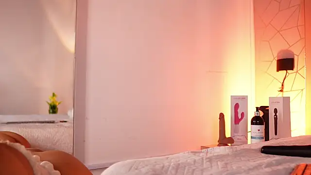 Luu Princess online show from April 16, 8:53 pm