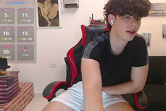 Angelo-cianuro- online show from December 19, 12:17 am