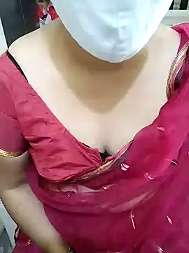 Snapshot of aliseanu chatting on December 20, 6:29 am aliseanu online show from December 20, 6:29 am