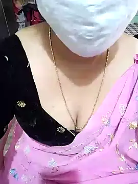 Snapshot of aliseanu chatting on January 9, 5:34 am aliseanu online show from January 9, 5:34 am