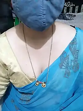 Snapshot of aliseanu chatting on February 20, 12:36 pm aliseanu online show from February 20, 12:36 pm