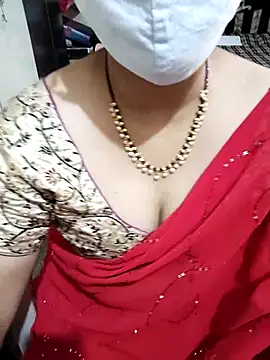 Snapshot of aliseanu chatting on March 14, 5:59 am aliseanu online show from March 14, 5:59 am