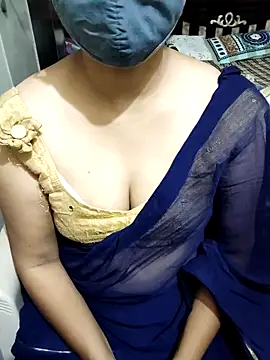 Snapshot of aliseanu chatting on March 17, 4:22 pm aliseanu online show from March 17, 4:22 pm