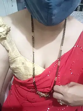 Snapshot of aliseanu chatting on September 18, 7:10 am aliseanu online show from September 18, 7:10 am