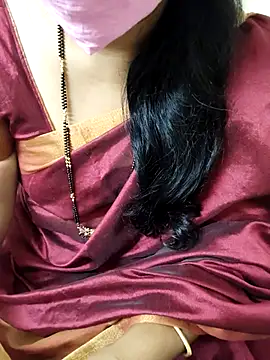 Snapshot of aliseanu chatting on October 13, 4:51 pm aliseanu online show from October 13, 4:51 pm