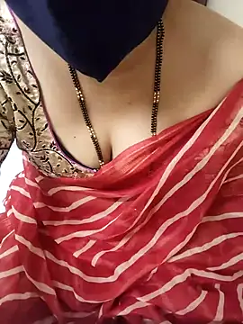 Snapshot of aliseanu chatting on October 24, 4:47 pm aliseanu online show from October 24, 4:47 pm