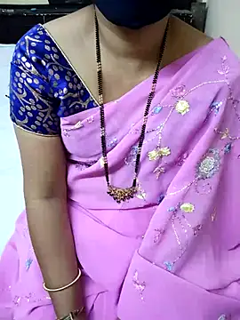 Snapshot of aliseanu chatting on October 30, 5:02 pm aliseanu online show from October 30, 5:02 pm