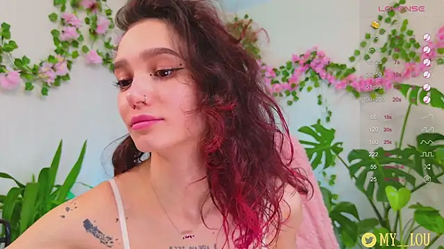 MyLou  online show from March 22, 3:42 pm