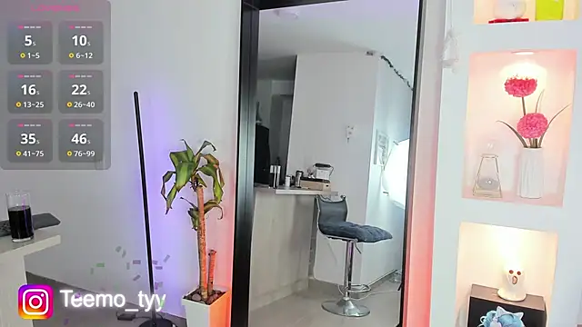 teemotwink online show from January 8, 10:12 pm